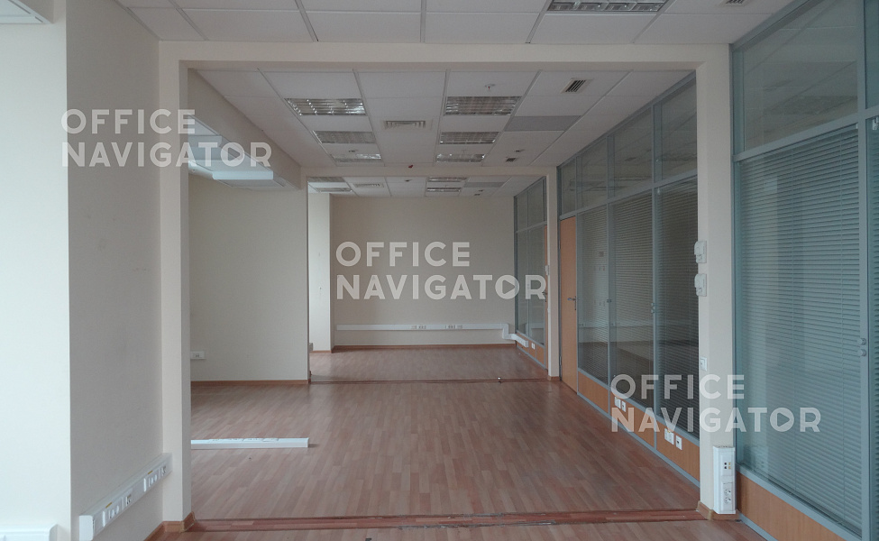 <name>Аренда офиса 1497 м², 5 этаж, в бизнес-центре Новосущевский</name>
