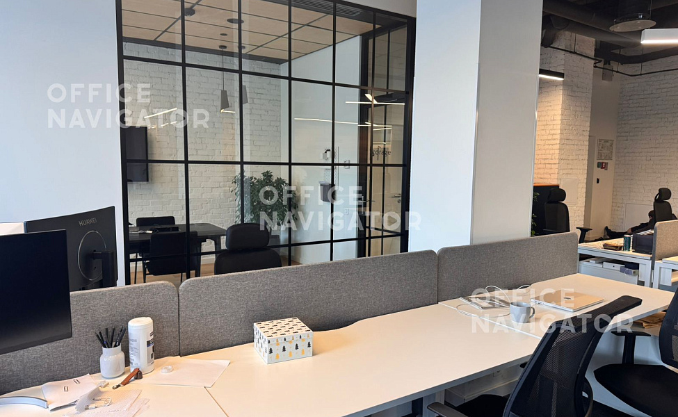 Аренда офиса 1578 м², 5 этаж, в бизнес-центре Большевик Фаза I (стр. 1, 14)
