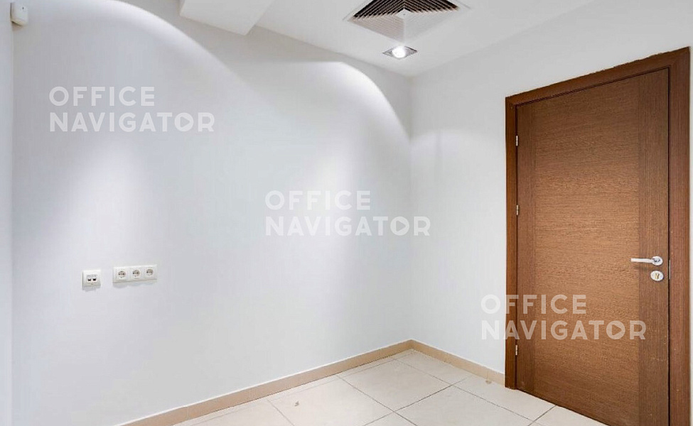 Аренда офиса 959 м², -1-4 этаж, в бизнес-центре Озерковская наб., 12
