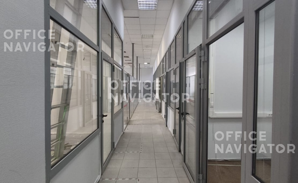 <name>Аренда офиса 973.7 м², 1 этаж, в бизнес-центре Новоостаповский</name>
