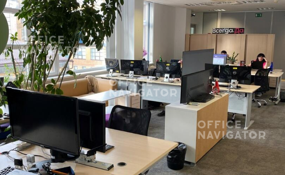 Аренда офиса 13311 м², 1-8 этаж, в бизнес-центре Правды ул., 8, корп. 1
