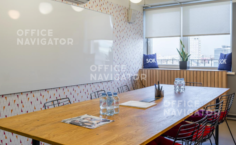 Субаренда офиса 1972 м², 1-7 этаж, в бизнес-центре 
