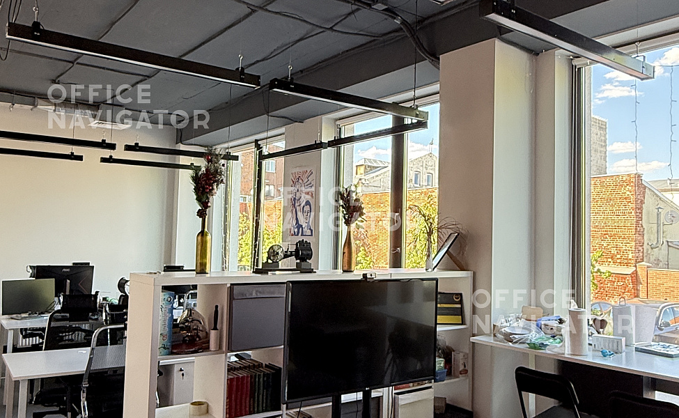 Аренда офиса 1482 м², 1 этаж, в бизнес-центре 
