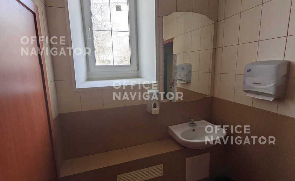 Аренда офиса 842.2 м², 1-2 этаж, в бизнес-центре Толбухина ул., 5, корп. 4
