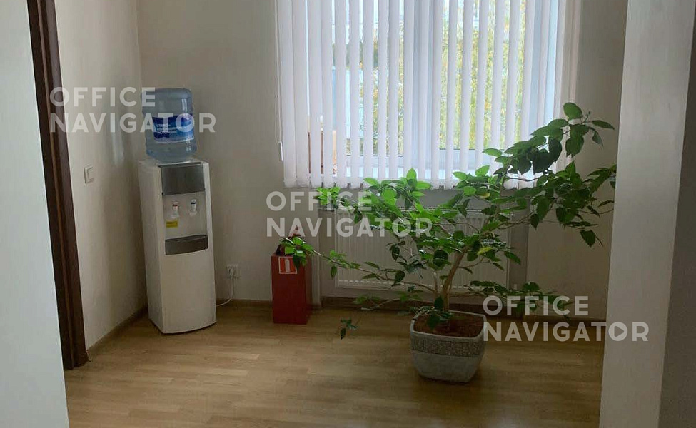 Продажа офиса 2061 м², 1-4 этаж, в бизнес-центре Октябрьская ул., 80
