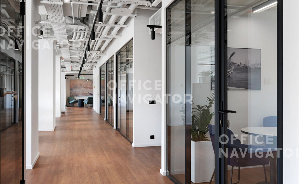 Аренда офиса 1273 м², 2 этаж, в бизнес-центре 
