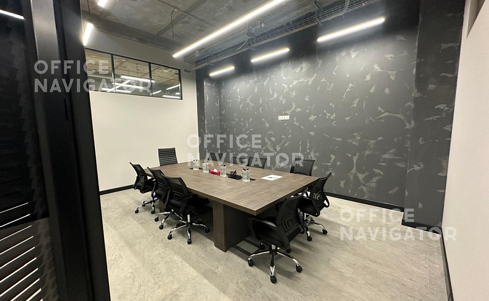 Субаренда офиса 780 м², 1 этаж, в бизнес-центре 
