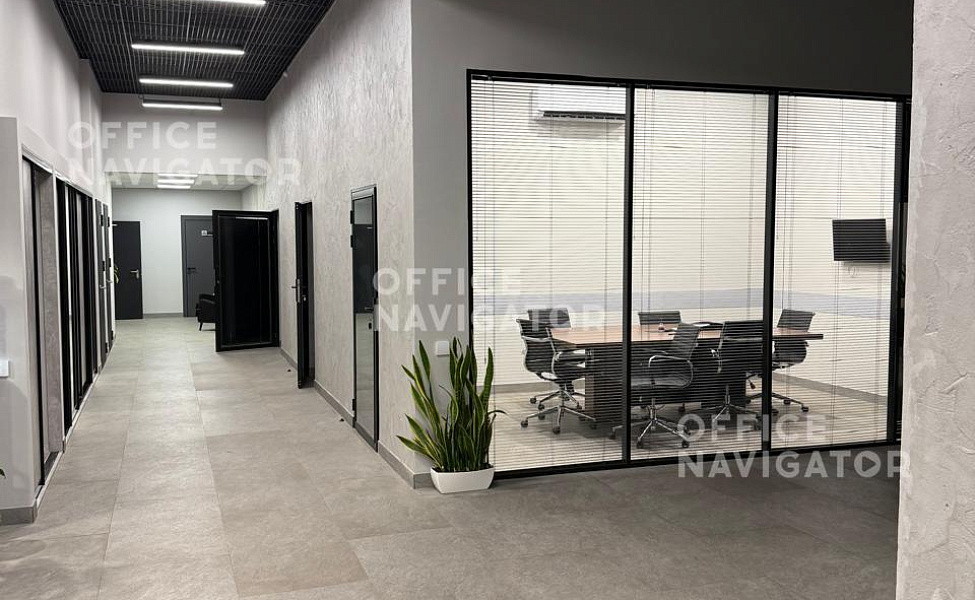 Субаренда офиса 760 м², 2 этаж, в бизнес-центре 
