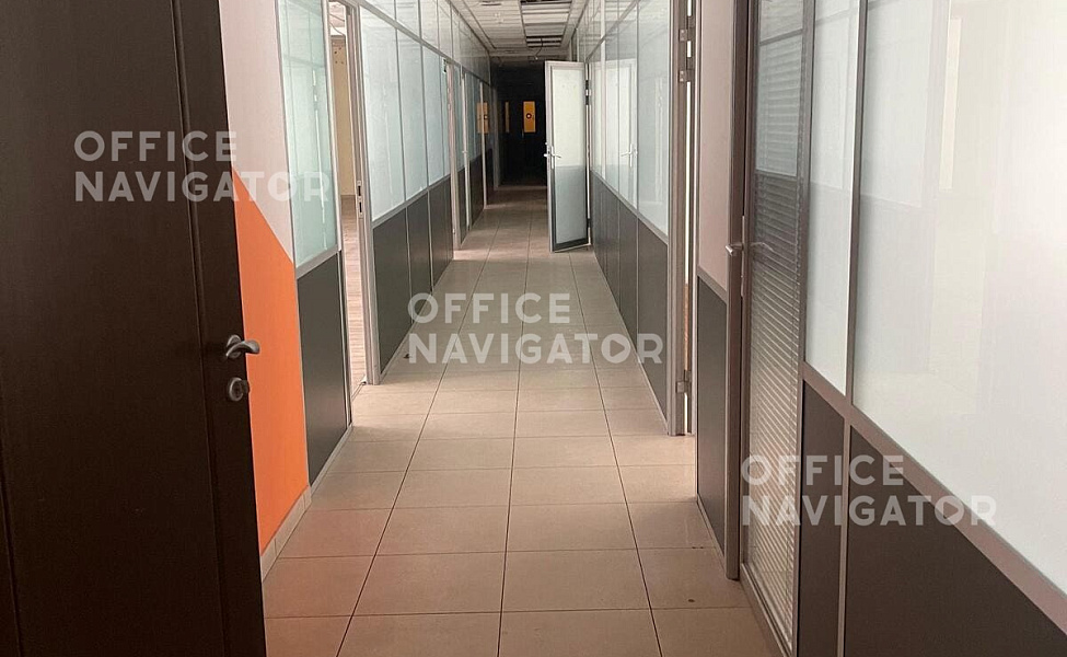 Аренда офиса 543 м², 1 этаж, в бизнес-центре ЖК Вавилово
