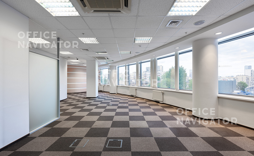 Аренда офиса 520 м², 5 этаж, в бизнес-центре Северное Сияние
