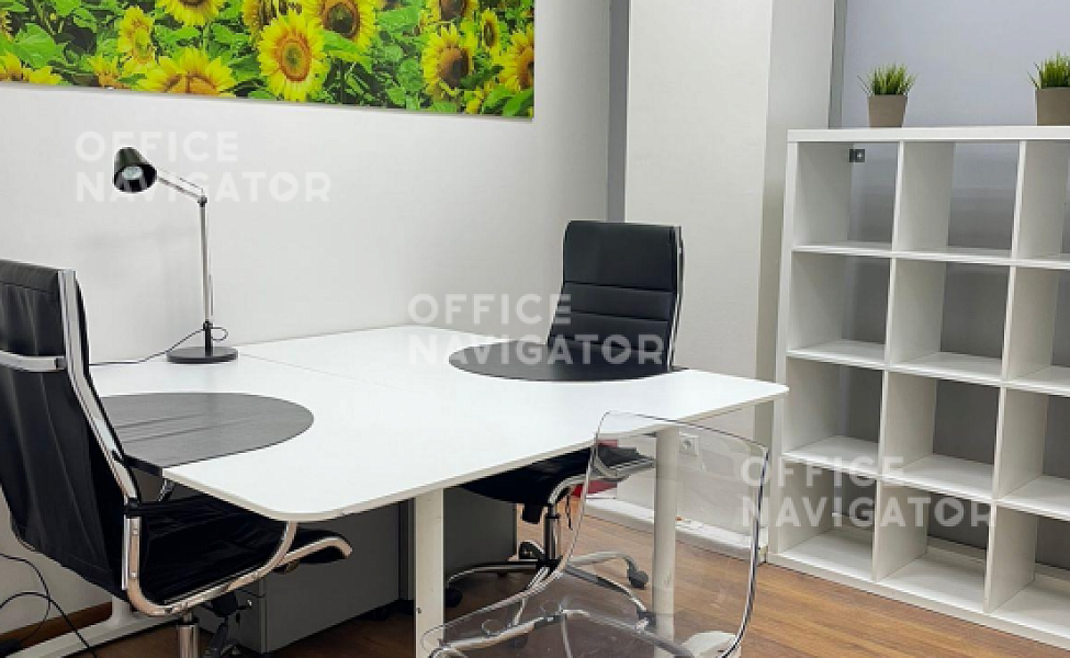 Субаренда офиса 587 м², 3 этаж, в бизнес-центре 
