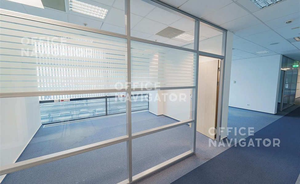Аренда офиса 1300 м², 2 этаж, в бизнес-центре Химки Фаза I
