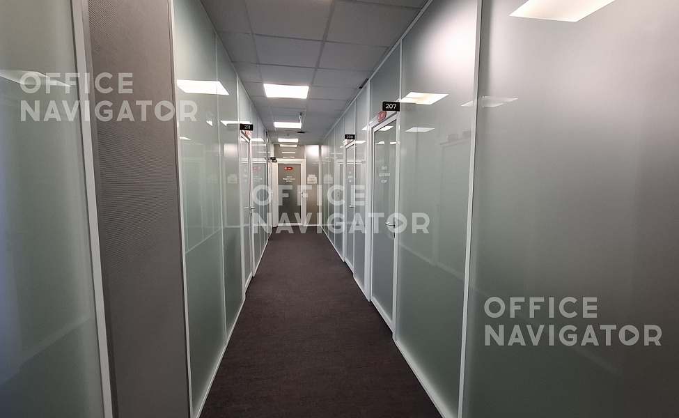 Аренда офиса 363 м², 2 этаж, в бизнес-центре  Новь
