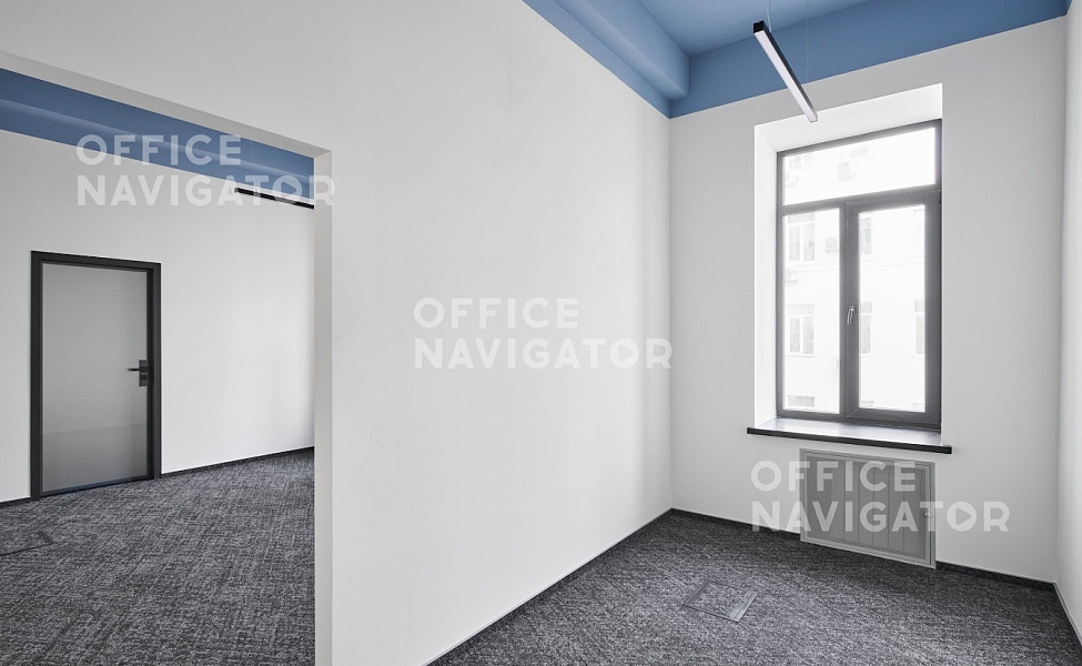 Аренда офиса 270 м², 4 этаж, в бизнес-центре Лесная ул., 43
