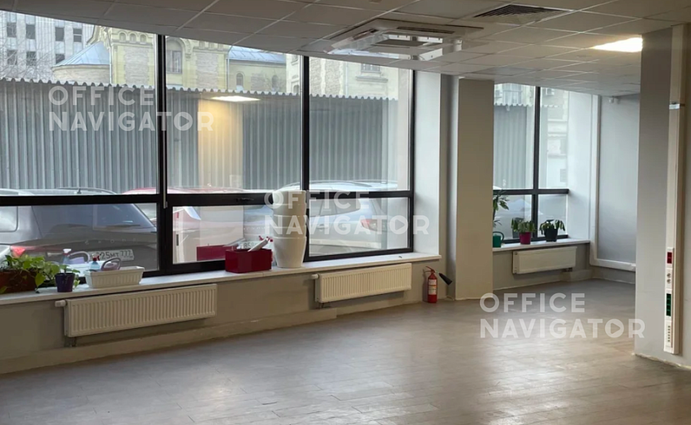 Аренда офиса 853 м², 1 этаж, в бизнес-центре Шаболовка 31, стр. 5
