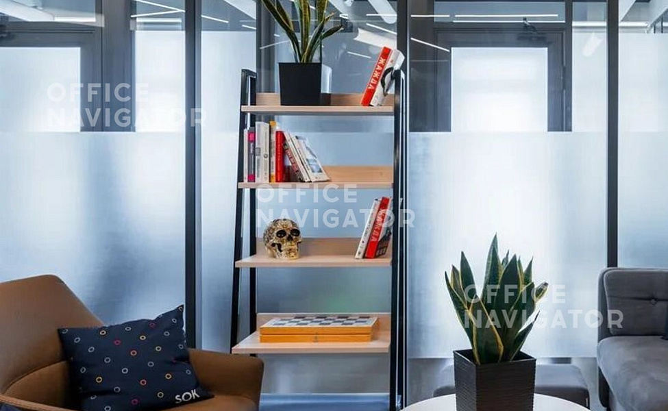 Субаренда офиса 1972 м², 1-7 этаж, в бизнес-центре Земляной Вал ул., 8
