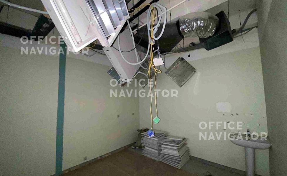 Субаренда офиса 317 м², 2 этаж, в бизнес-центре 
