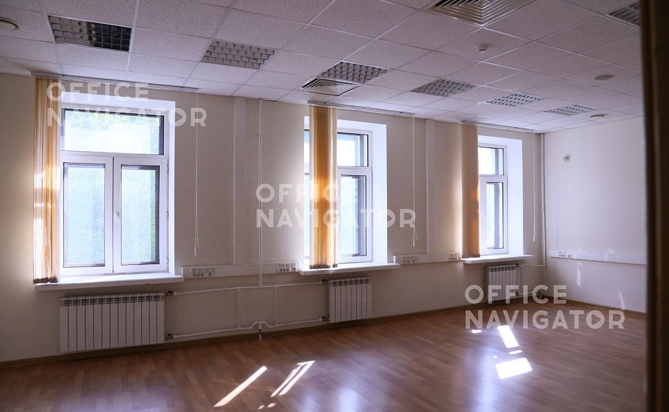 <name>Аренда офиса 550 м², 3 этаж, в бизнес-центре  Николаевский</name>
