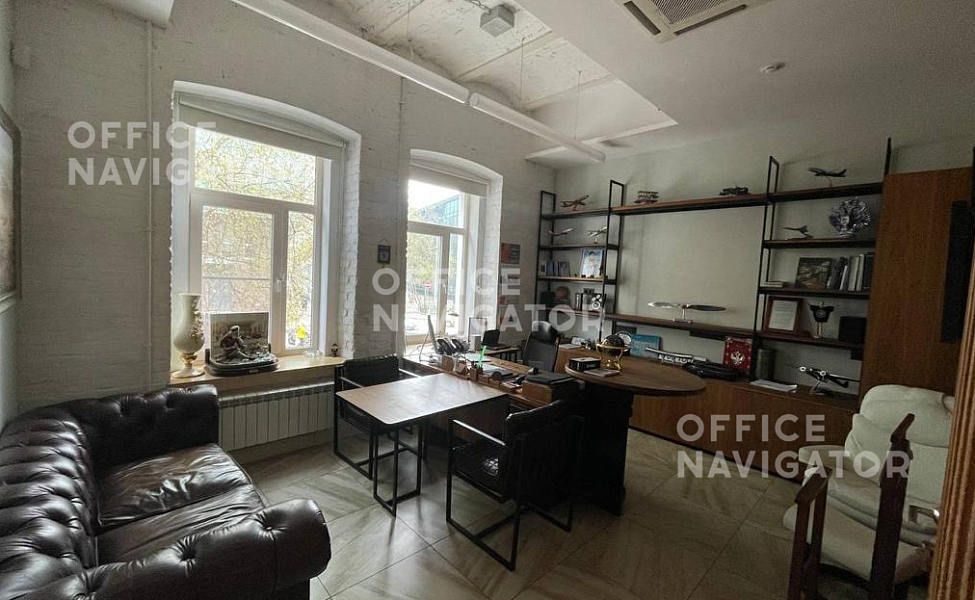 Аренда офиса 225 м², 2 этаж, в бизнес-центре Летниковская ул., 4, стр. 5
