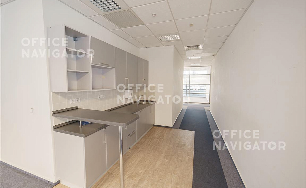 Аренда офиса 1300 м², 2 этаж, в бизнес-центре Химки Фаза I
