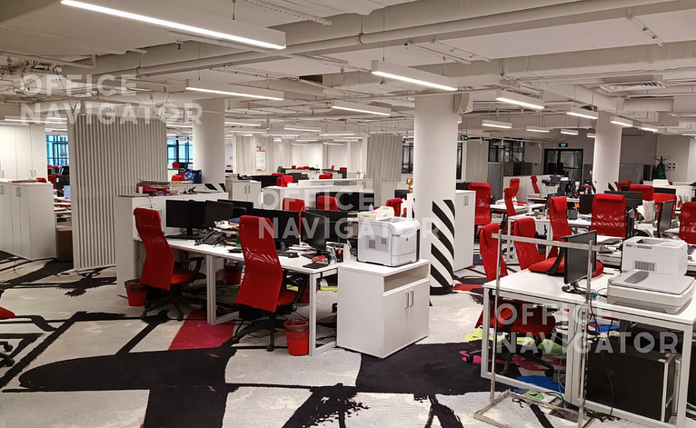 Субаренда офиса 700 м², 2 этаж, в бизнес-центре 
