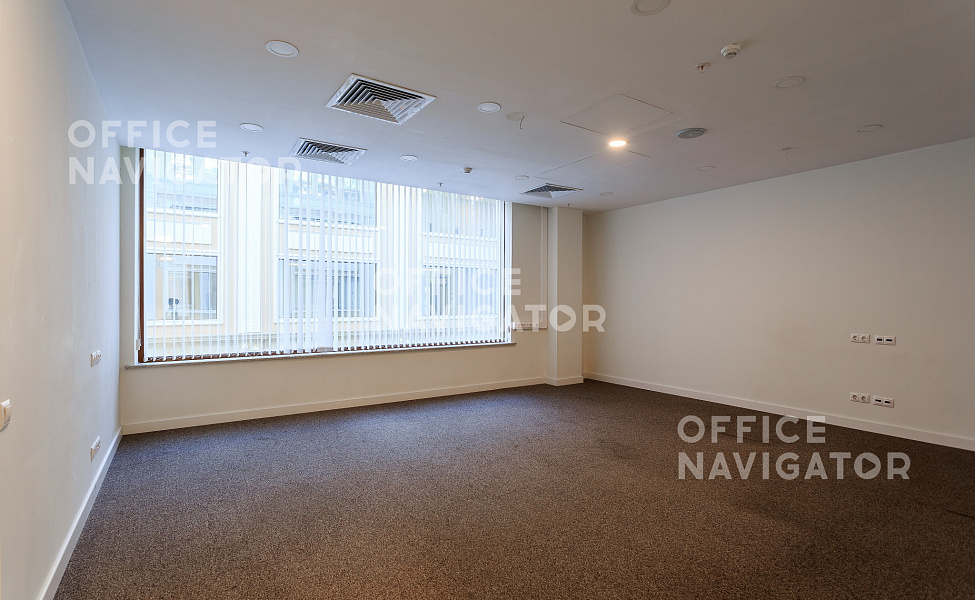 <name>Аренда офиса 852.7 м², 3 этаж, в бизнес-центре Никольская Плаза</name>
