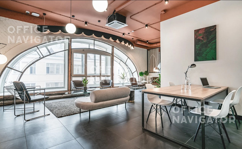Аренда офиса 600 м², 3 этаж, в бизнес-центре 
