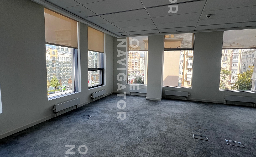 Аренда офиса 1771 м², 4 этаж, в бизнес-центре Wall Street

