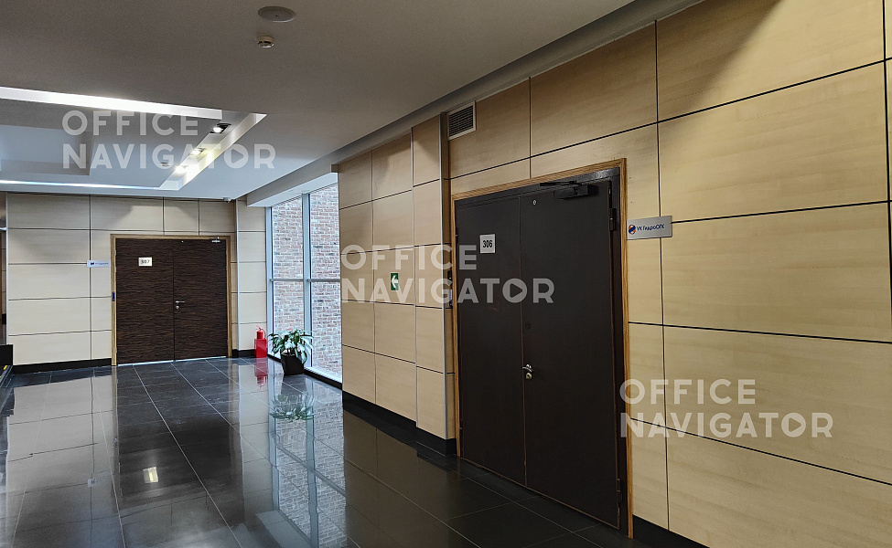 Аренда офиса 415 м², 3 этаж, в бизнес-центре Дербеневская Плаза
