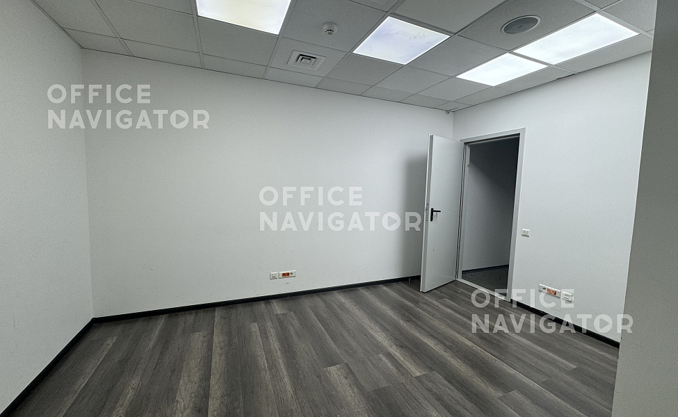 Субаренда офиса 527 м², 1-2 этаж, в бизнес-центре 
