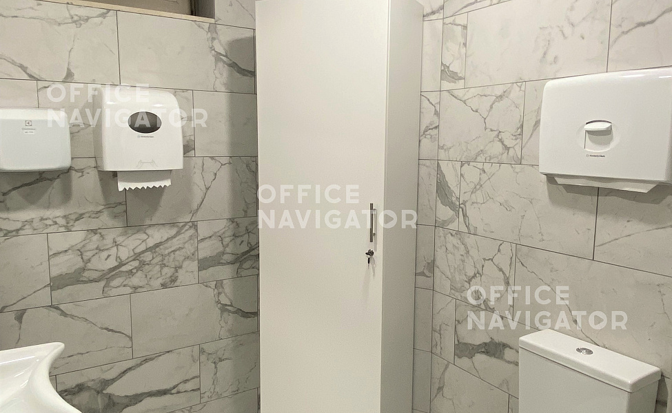 Аренда офиса 386 м², 1 этаж, в бизнес-центре Riverside Towers I
