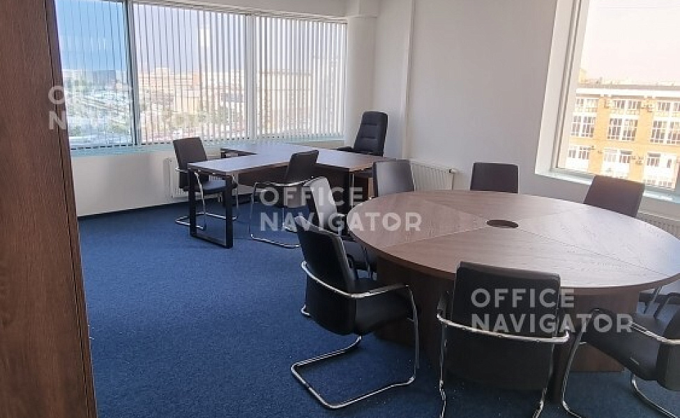 Аренда офиса 2290 м², 10 этаж, в бизнес-центре Северное Сияние
