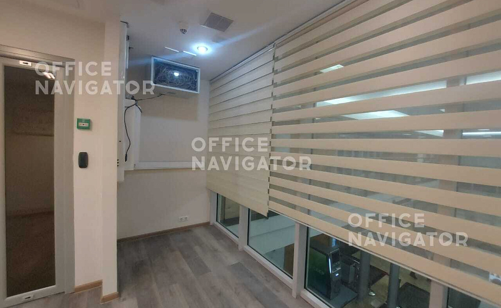 Аренда офиса 203.81 м², 2 этаж, в бизнес-центре Северная башня, подъезд 1-2
