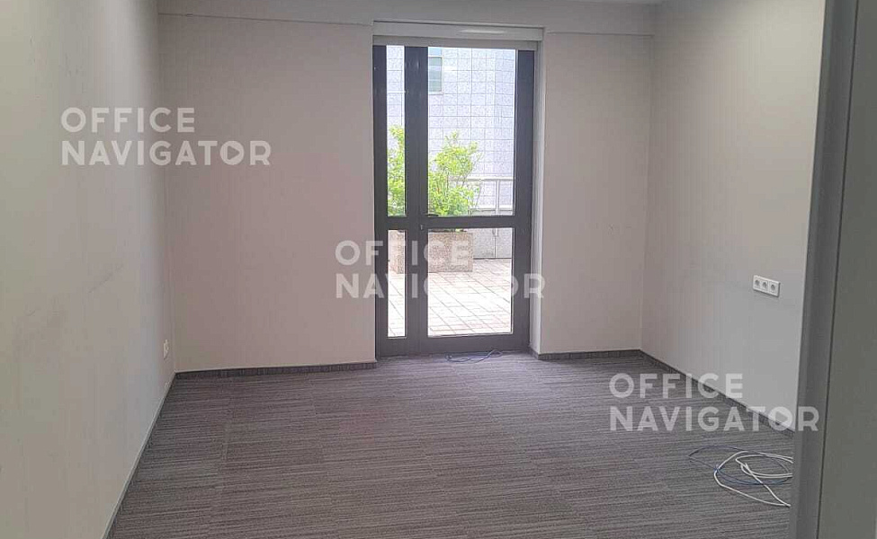 Аренда офиса 266 м², 3 этаж, в бизнес-центре Riverside Towers Performing Arts Center
