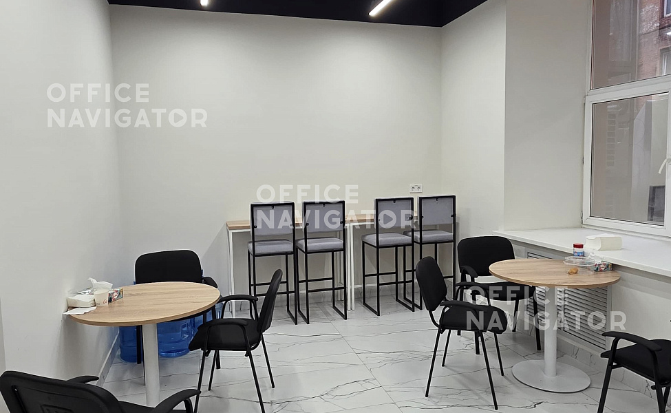 Аренда офиса 298 м², 1 этаж, в бизнес-центре Красный Пролетарий ДК (стр. 1)
