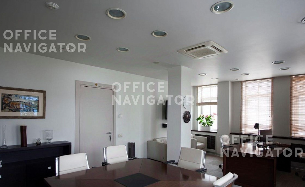 <name>Аренда офиса 2411 м², 1-5 этаж, в бизнес-центре Чаплыгина ул., 11</name>
