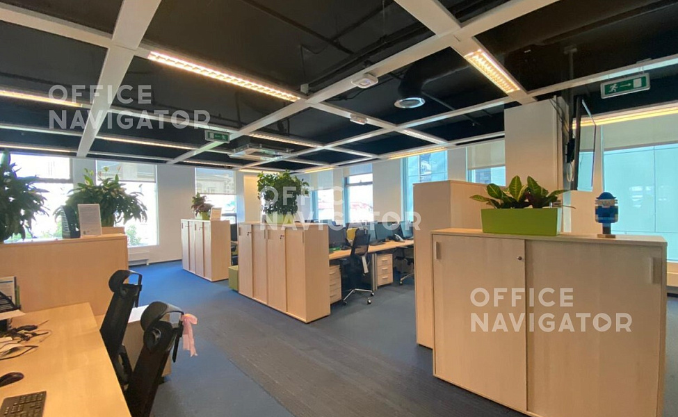 Аренда офиса 1771 м², 4 этаж, в бизнес-центре Wall Street
