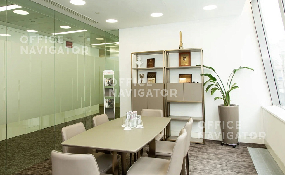 Аренда офиса 1022 м², 3 этаж, в бизнес-центре 
