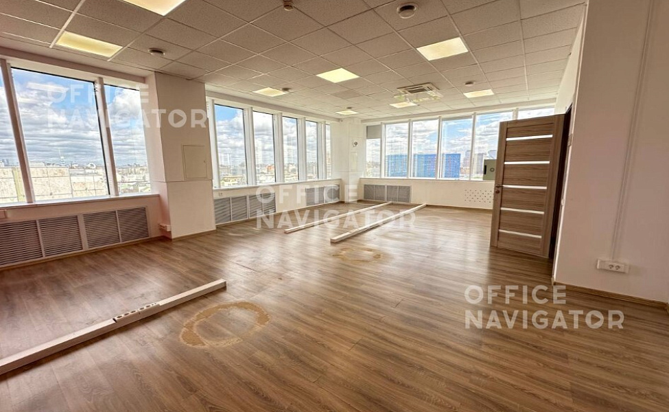 Аренда офиса 351 м², 13 этаж, в бизнес-центре Glass House
