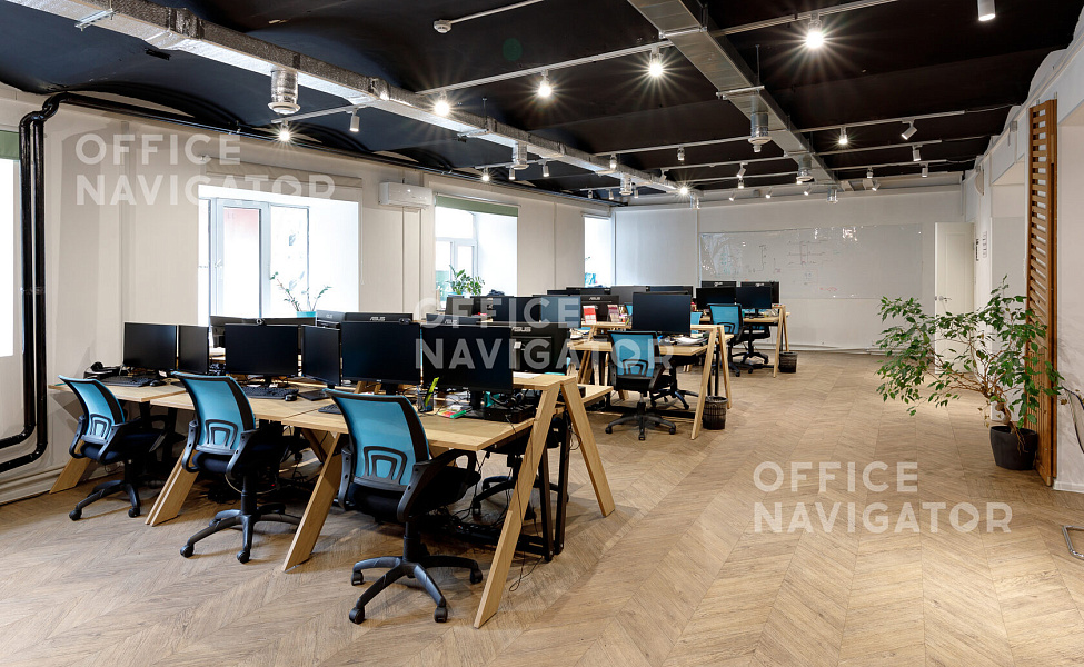 Аренда офиса 100 м², 4 этаж, в бизнес-центре 
