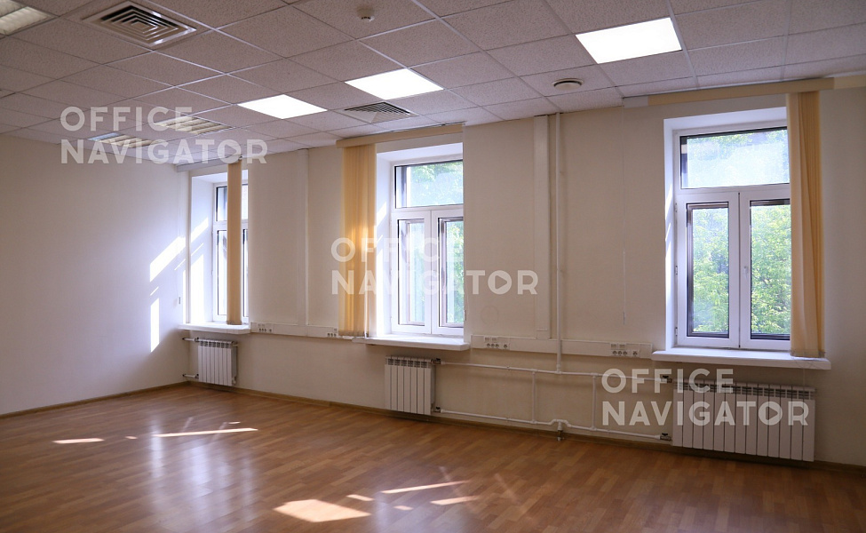 <name>Аренда офиса 550 м², 3 этаж, в бизнес-центре  Николаевский</name>
