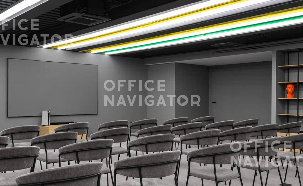 Продажа офиса 2100 м², 1-5 этаж, в бизнес-центре 
