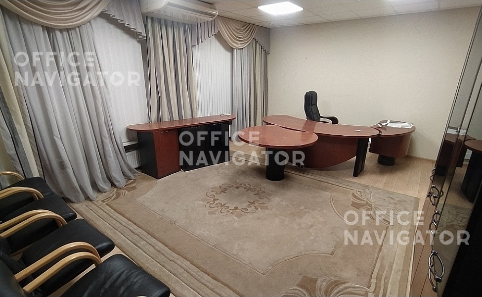 Аренда офиса 464 м², 4 этаж, в бизнес-центре Калужский
