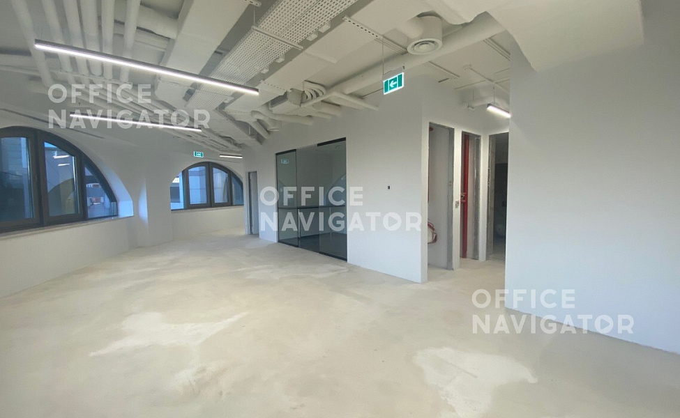 <name>Аренда офиса 334 м², 2 этаж, в бизнес-центре Riverside Towers V</name>

