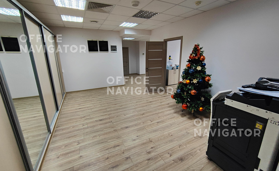 Аренда офиса 442 м², 3 этаж, в бизнес-центре Дербеневская Плаза
