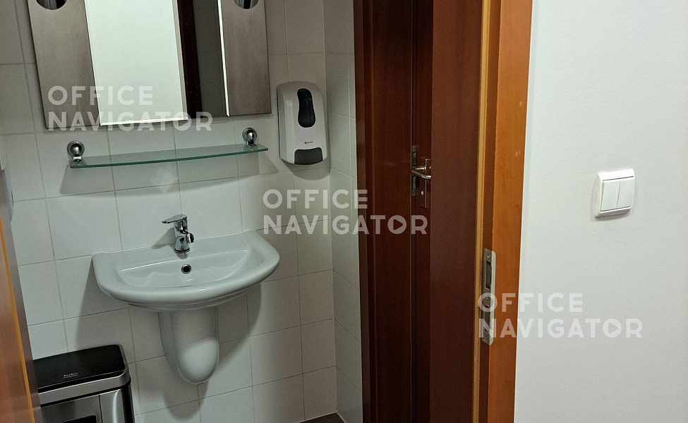 Аренда офиса 452 м², 2 этаж, в бизнес-центре Павелецкая Плаза C
