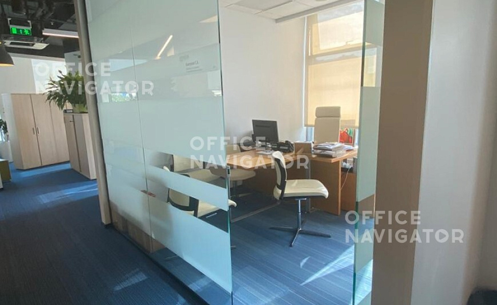 Аренда офиса 1771 м², 4 этаж, в бизнес-центре Wall Street
