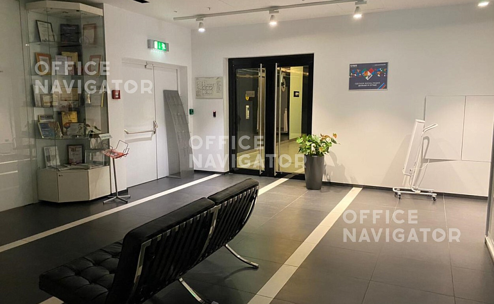 Аренда офиса 1771 м², 4 этаж, в бизнес-центре Wall Street
