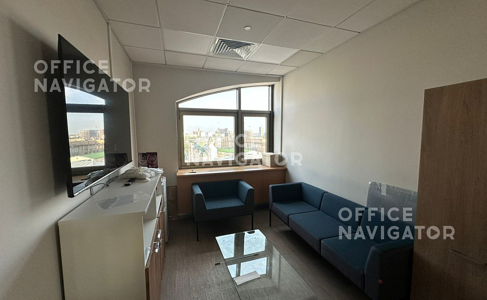 Аренда офиса 300 м², 12 этаж, в бизнес-центре Riverside Towers IV
