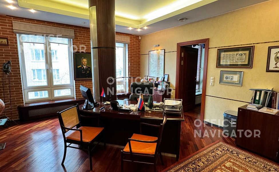 Продажа офиса 1001 м², 1-2 этаж, в бизнес-центре Казенный Б. пер., 2
